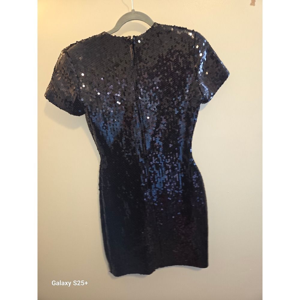 Ann Taylor Black Sequin Mini Dress Short Sleeve Cocktail Party Size 6 - Picture 2 of 4